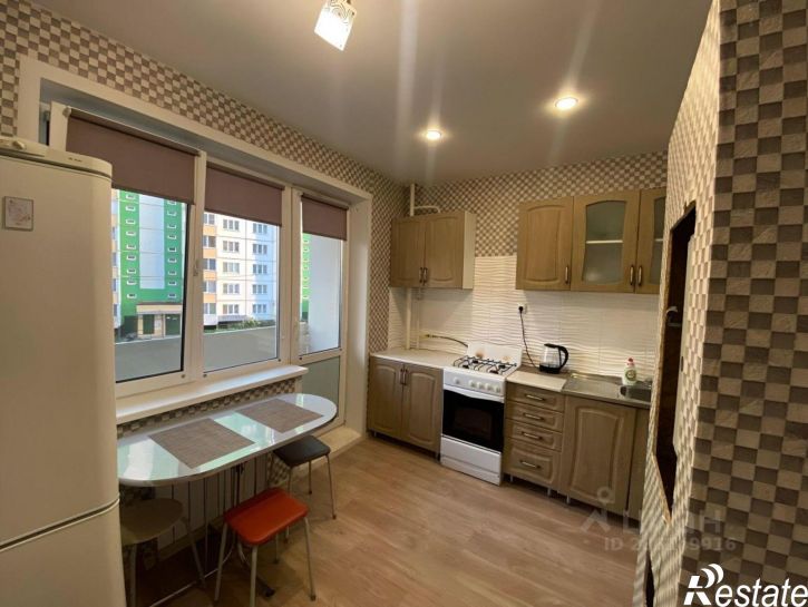 1-комн квартира улица Авиаторов, 9,  д. 9