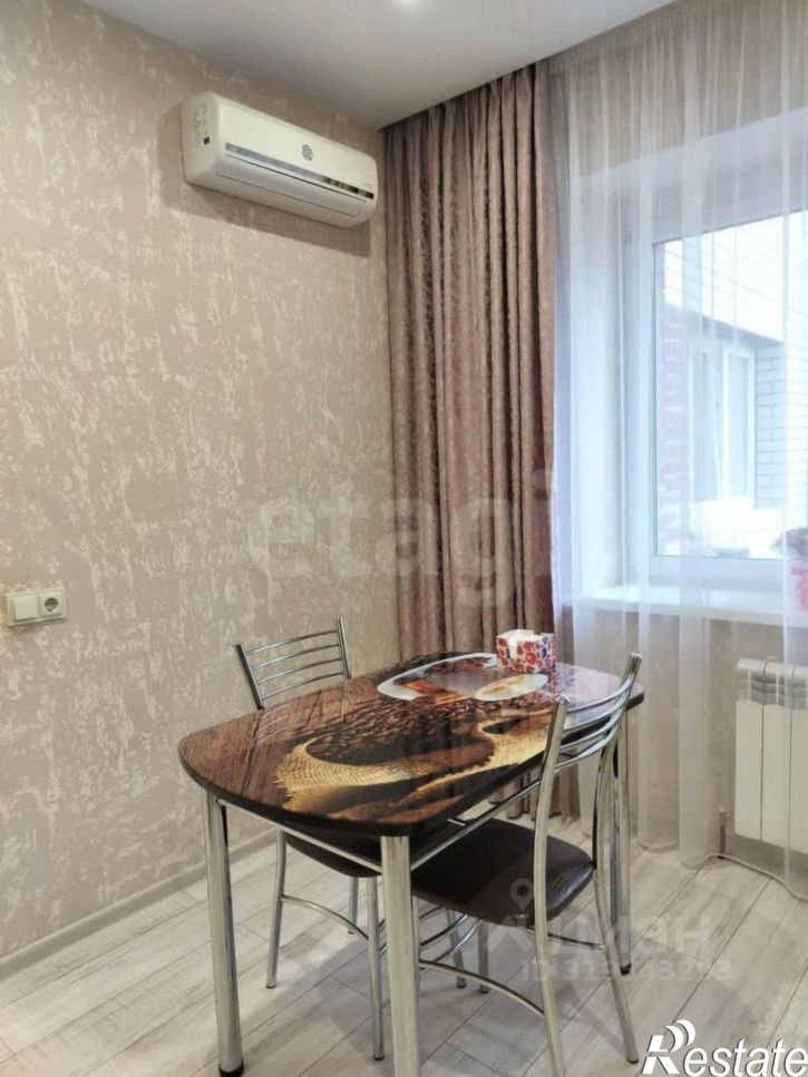 3-комн квартира улица Воинов-интернационалистов, 2,  д. 2