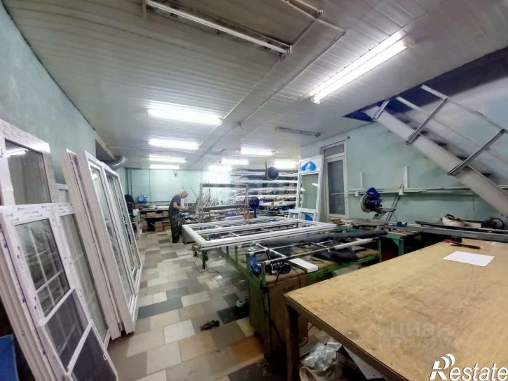 Помещение свободного назначения улица Смольянинова, 5,  д. 5