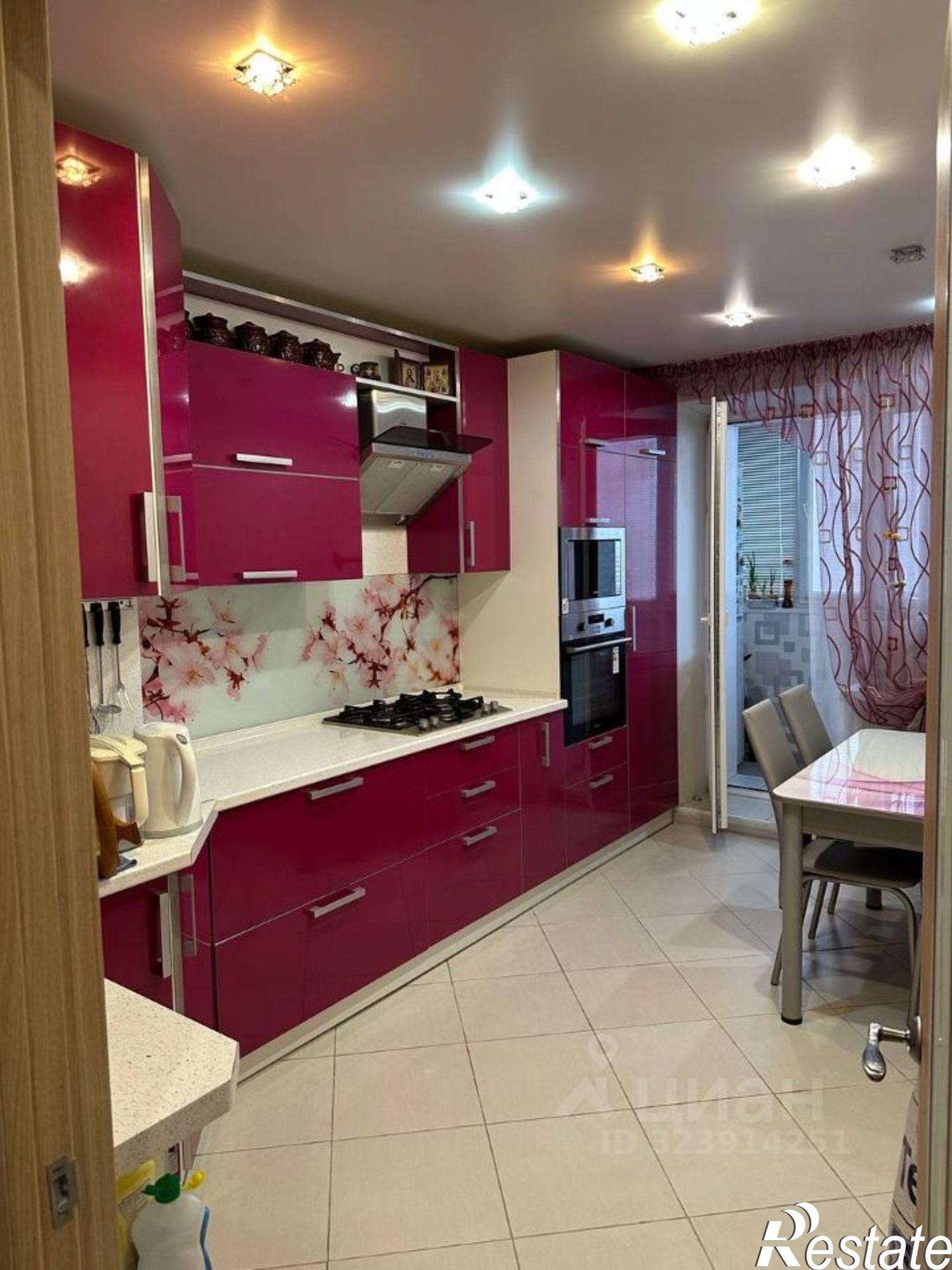 Сдать квартиру за 38 999 рублей на ул Руднянская, 1А