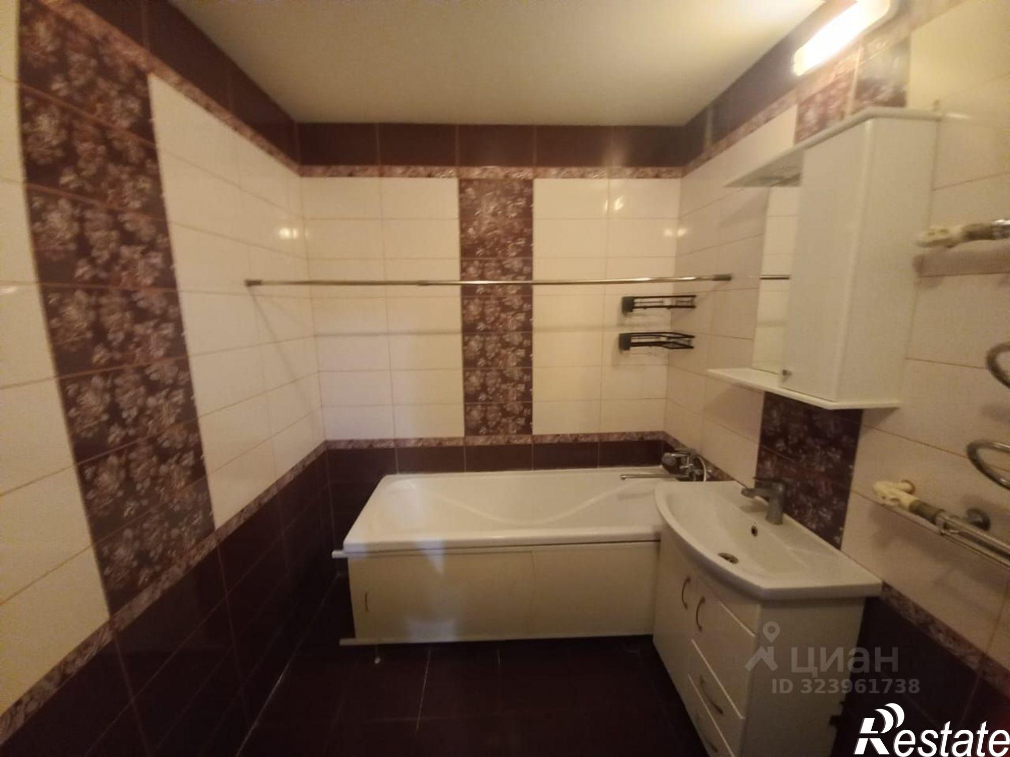 Сдать квартиру за 25 000 рублей на ул Петра Алексеева, 19