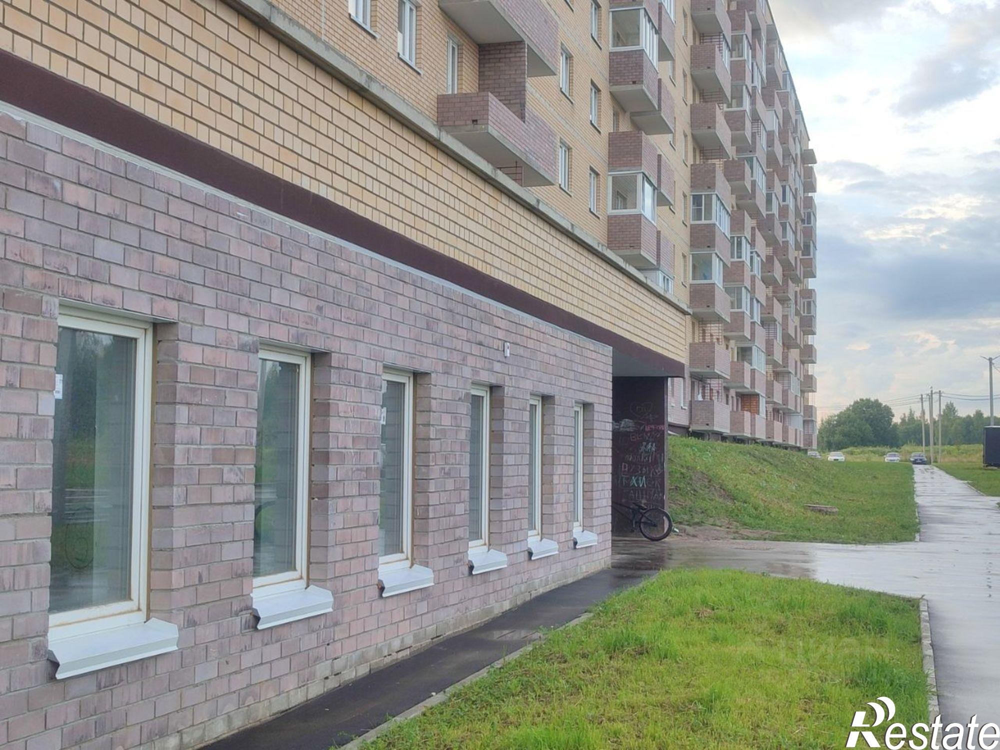 Купить квартиру за 5 890 000 рублей на ул 100-летия комсомола, 1