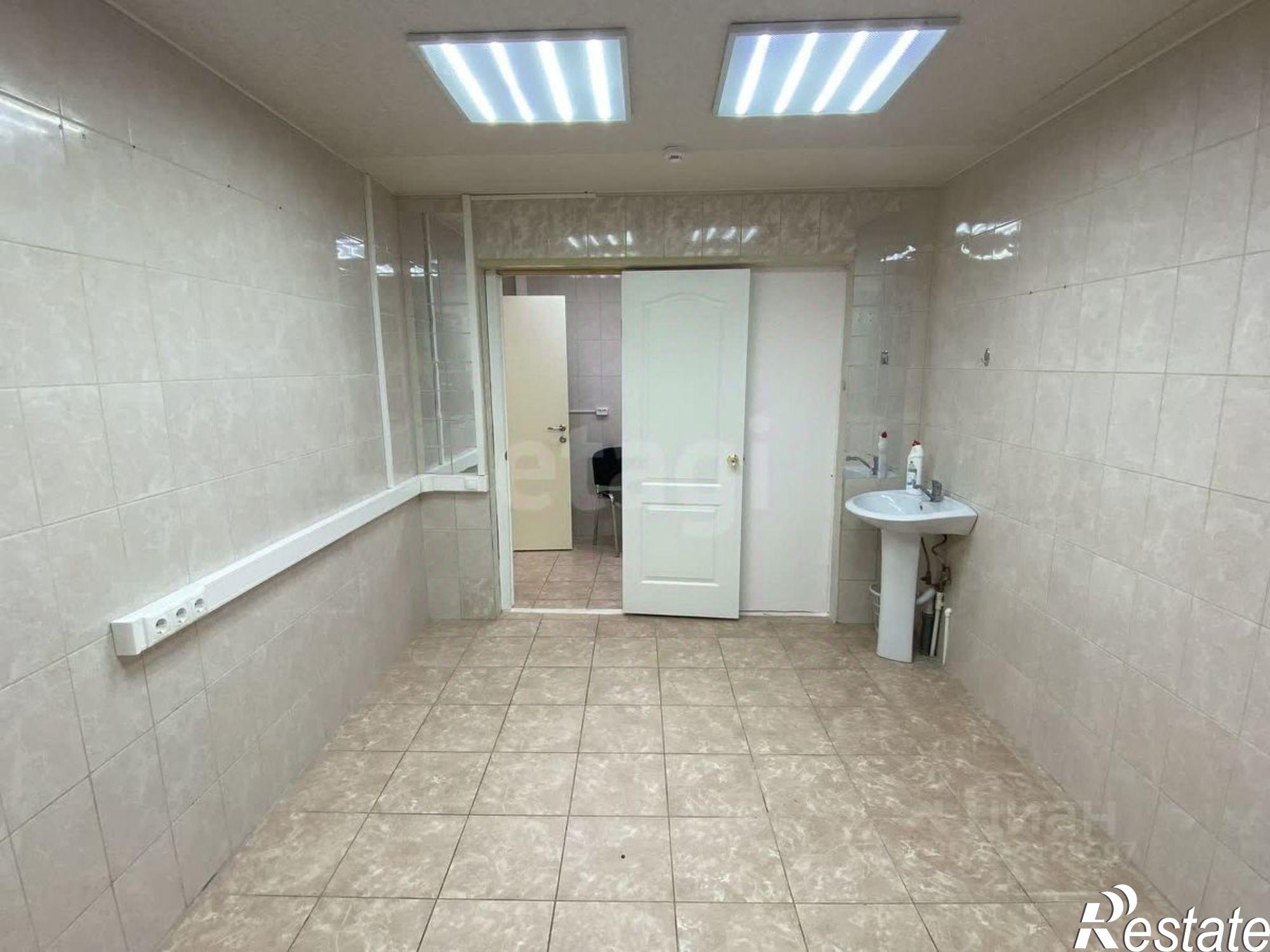 Купить помещение свободного назначения за 3 537 270 рублей на ул Николаева, 77