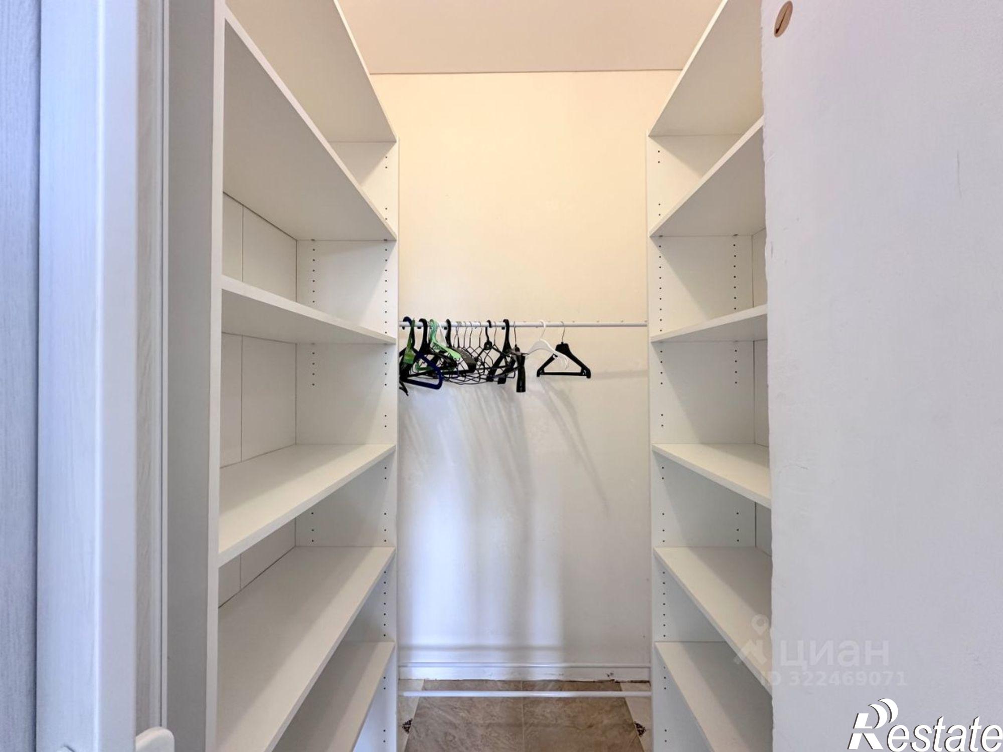 Купить квартиру за 3 650 000 рублей на улица Авиаторов, 2