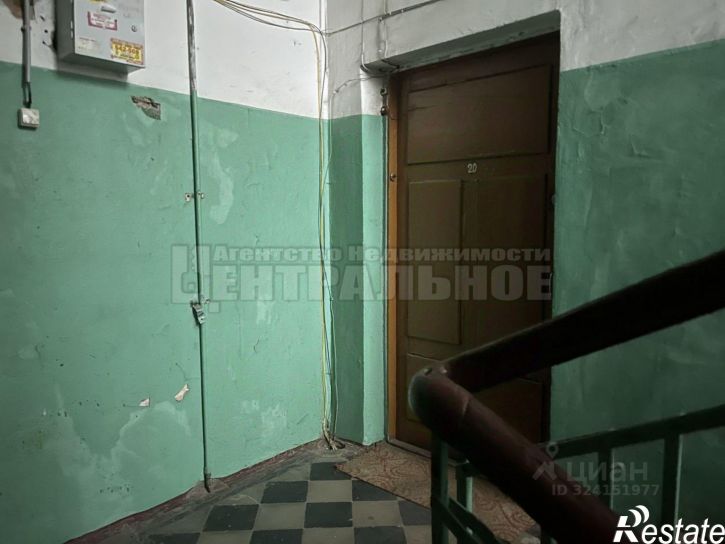 4-комн квартира ул Тенишевой, 4,  д. 4