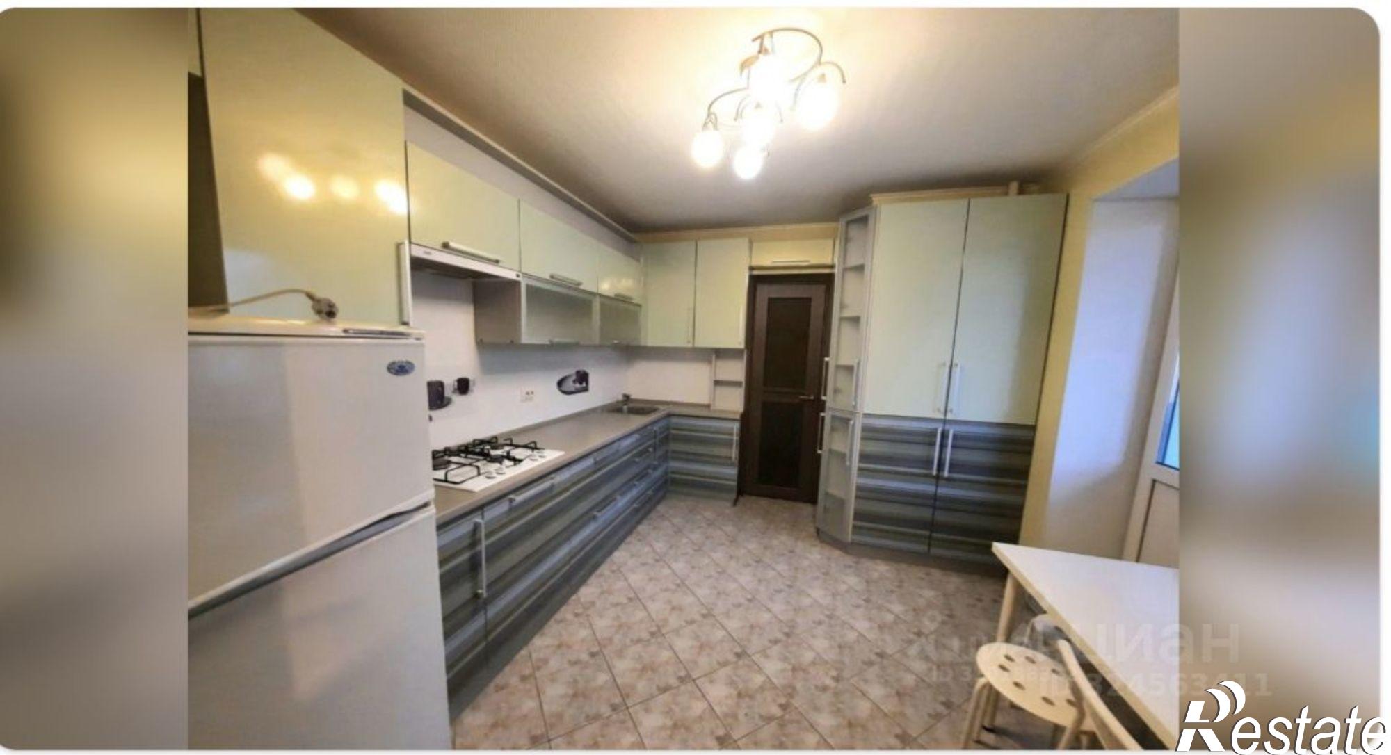 Сдать квартиру за 30 000 рублей на ул Матросова, 12