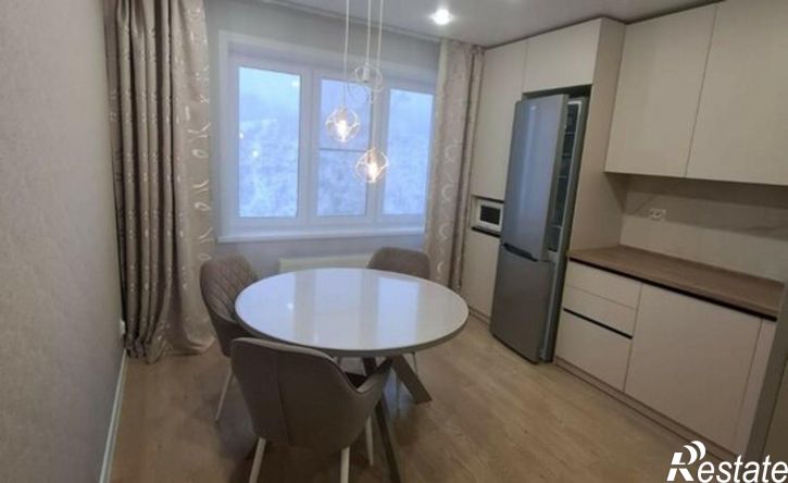 3-комн квартира Звёздная улица, 8,  д. 8