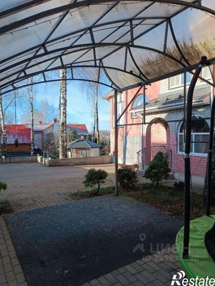 Коттедж/дом ул Генерала Руссиянова, 4В,  д. 4В