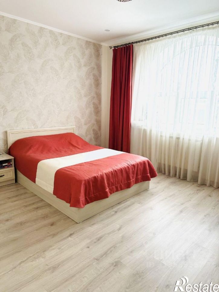 Коттедж/дом ул Генерала Руссиянова, 4В,  д. 4В