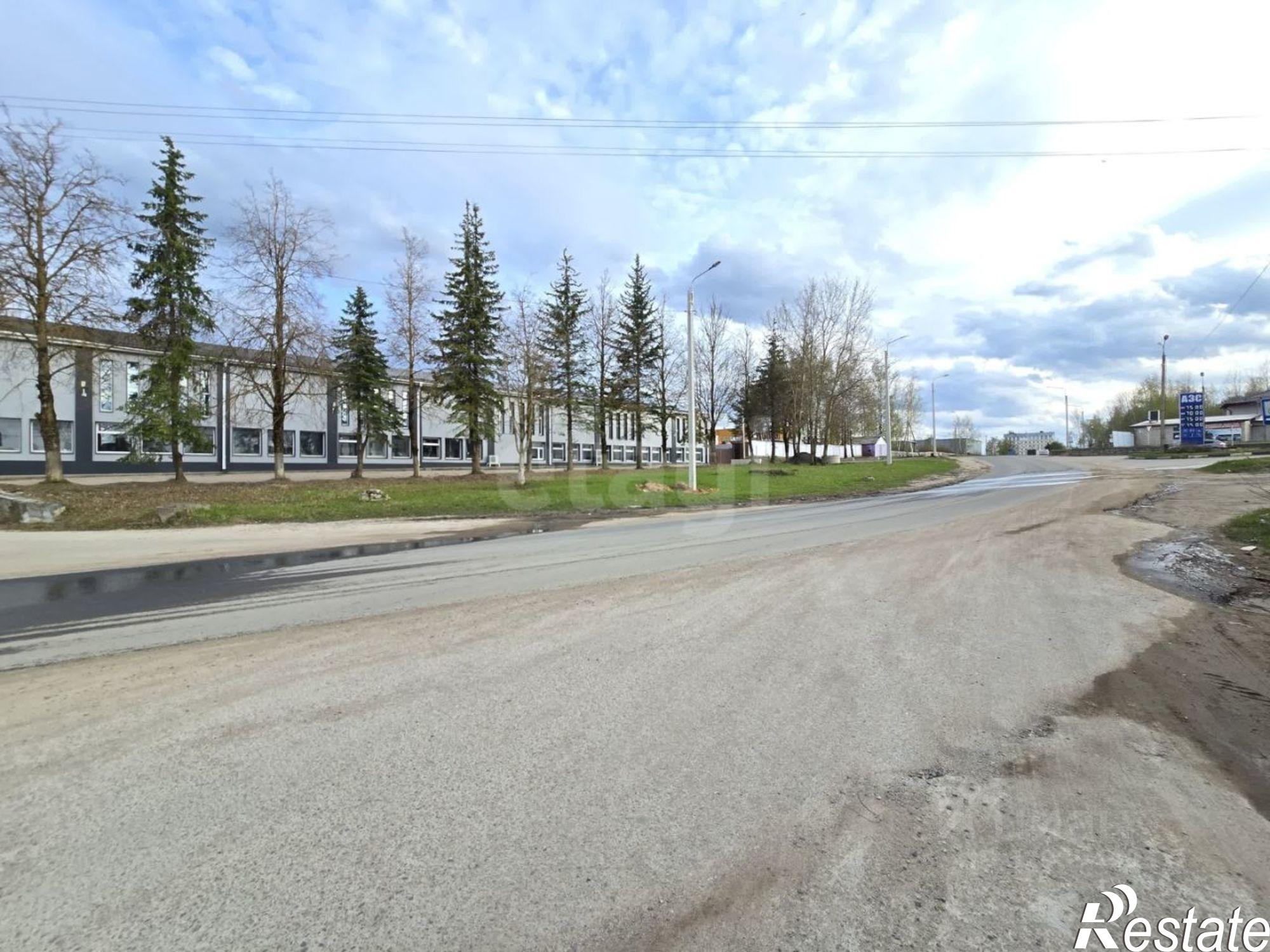 Купить гараж, место в паркинге за 561 880 рублей