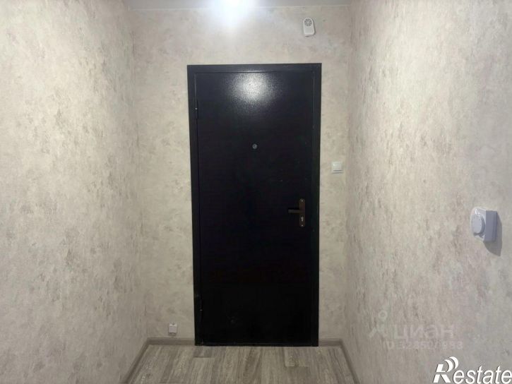 3-комн квартира пр-д Дзержинского, 8,  д. 8