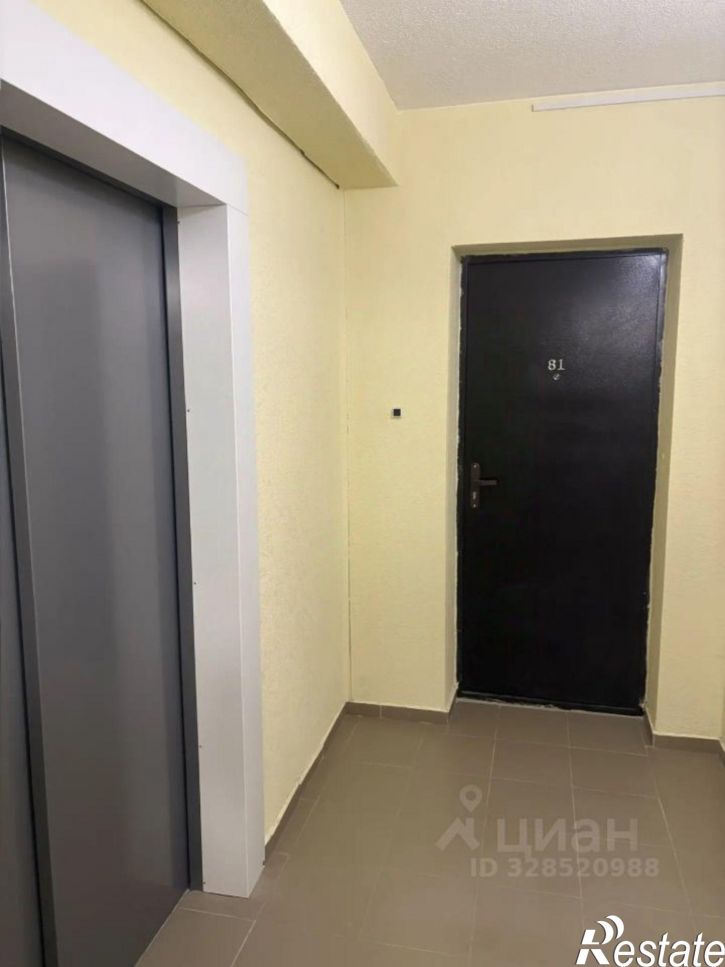 3-комн квартира пр-д Дзержинского, 8,  д. 8
