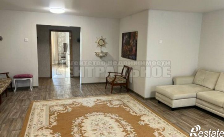 4-комн квартира ул Попова, 104,  д. 104