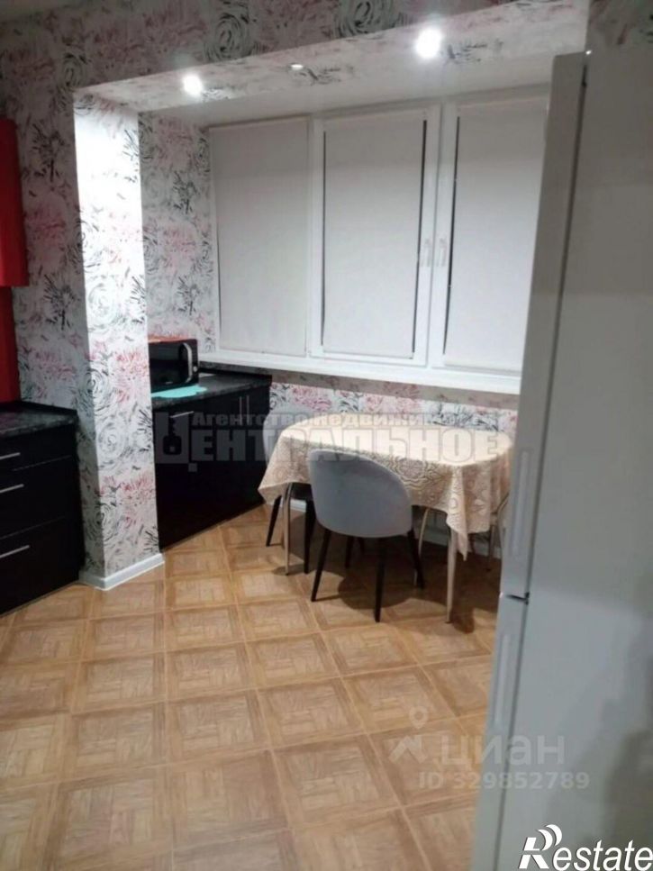 2-комн квартира улица Авиаторов, 6,  д. 6