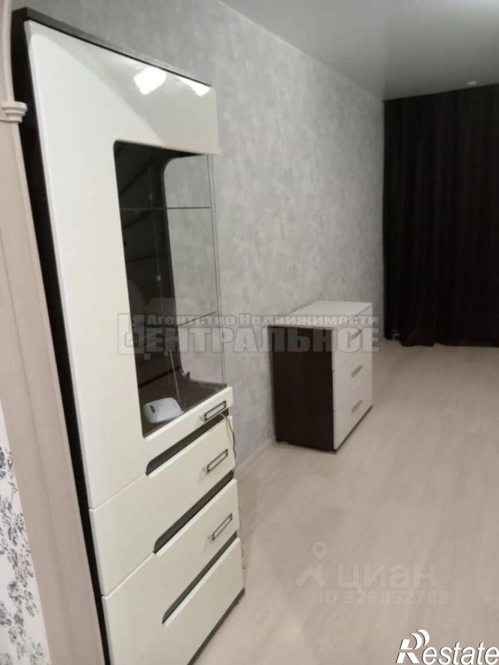 2-комн квартира улица Авиаторов, 6,  д. 6
