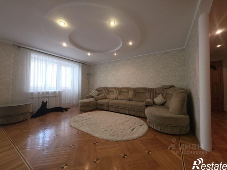 3-комн квартира пр-кт Гагарина, 32,  д. 32