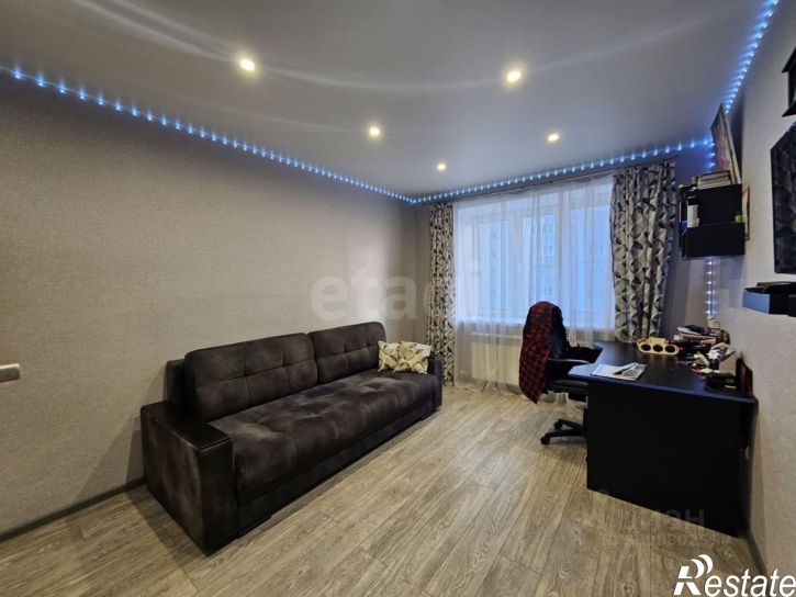 3-комн квартира пр-кт Строителей, 23,  д. 23