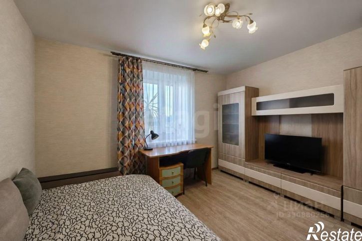 3-комн квартира пр-кт Строителей, 23,  д. 23