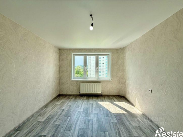 3-комн квартира пр-д Дзержинского, 3,  д. 3