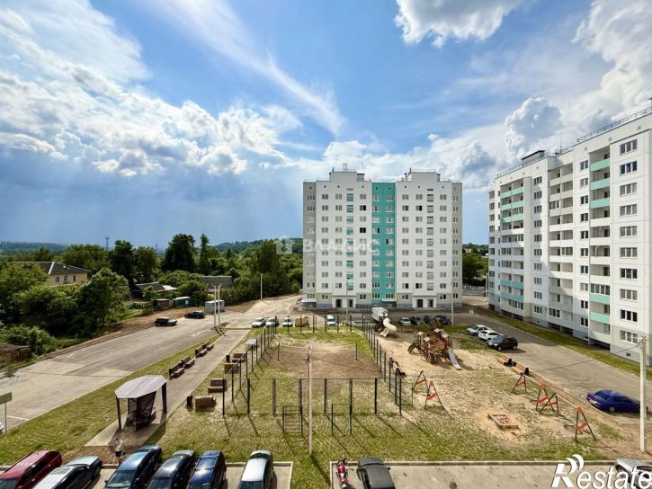 3-комн квартира пр-д Дзержинского, 3,  д. 3