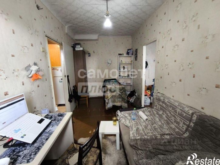 2-комн квартира ул Верхне-Рославльская, 20,  д. 20