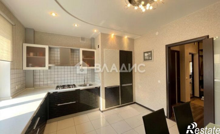 3-комн квартира ул Брылевка, 20,  д. 20