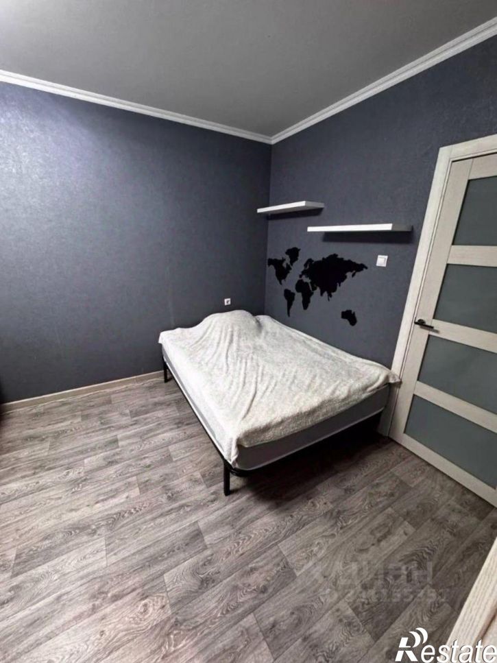 1-комн квартира улица Авиаторов, 2,  д. 2