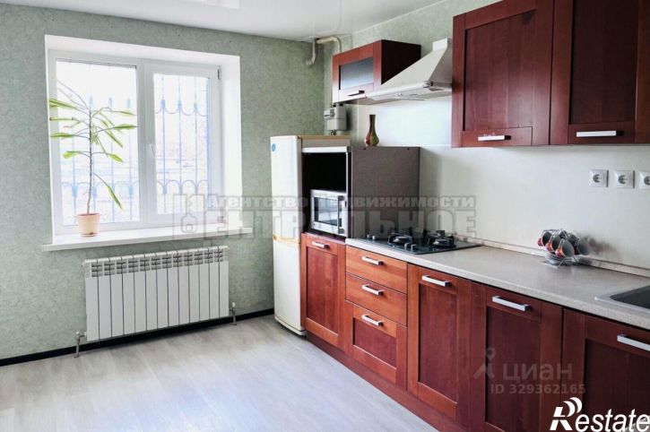 3-комн квартира ул Академика Петрова, 16,  д. 16