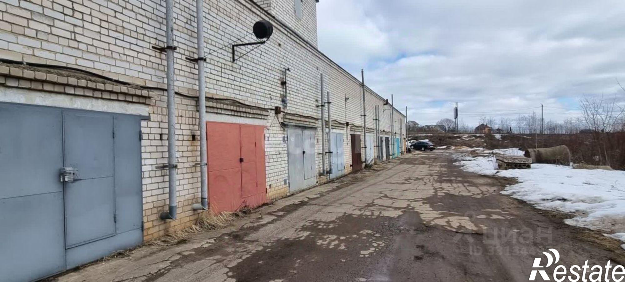 Купить гараж, место в паркинге за 1 000 000 рублей на ул Рыленкова, 1