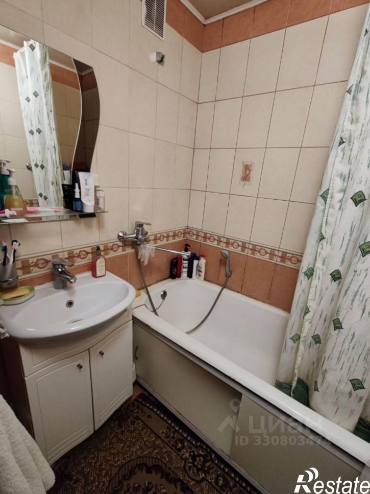 3-комн квартира ул Верхне-Рославльская, 13,  д. 13