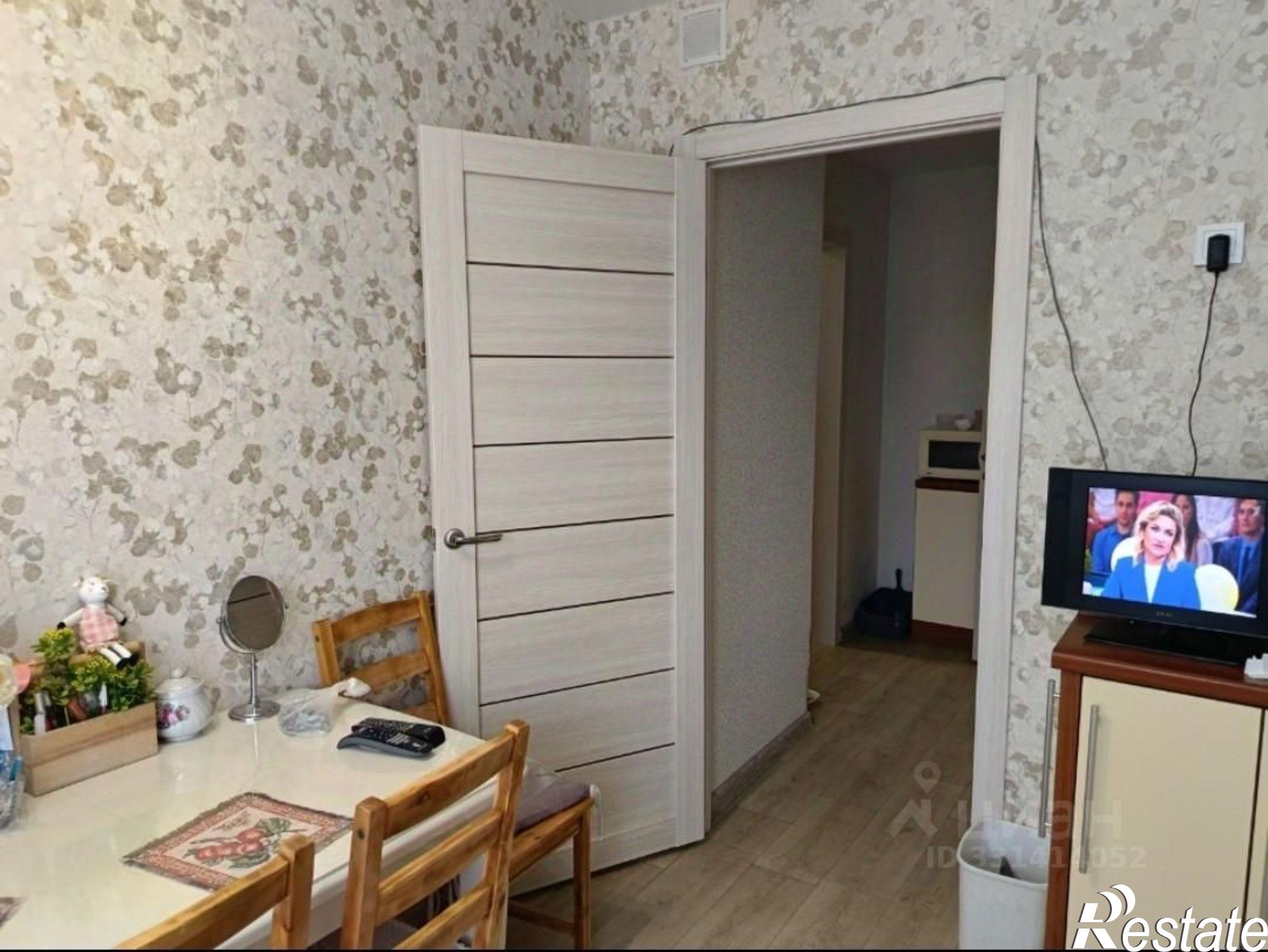 Сдать комнату за 17 000 рублей на пр-кт Строителей, 8
