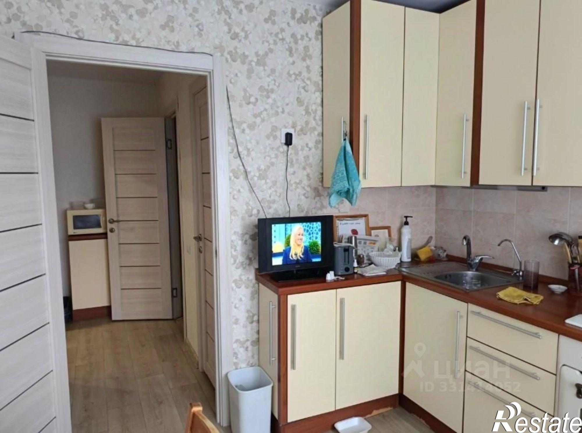 Сдать комнату за 17 000 рублей на пр-кт Строителей, 8
