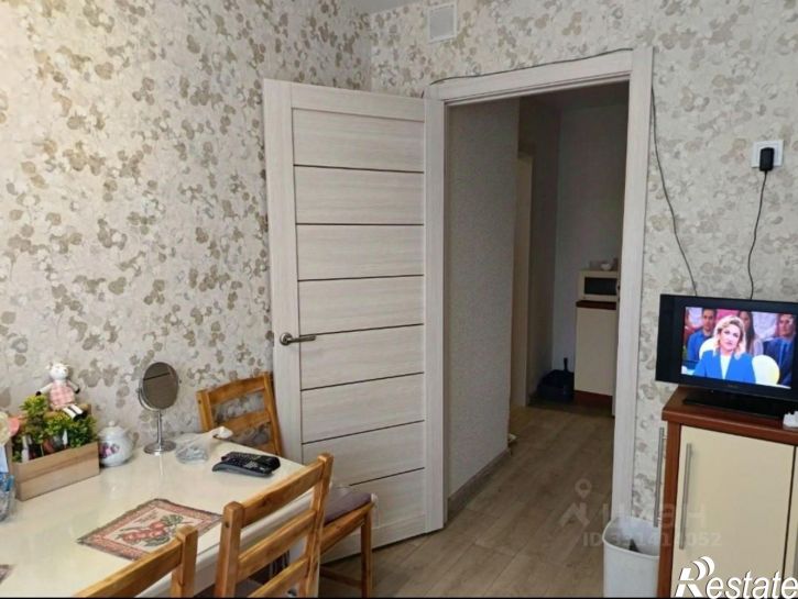 Комната пр-кт Строителей, 8,  д. 8