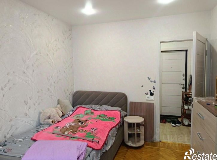 Комната пр-кт Строителей, 8,  д. 8