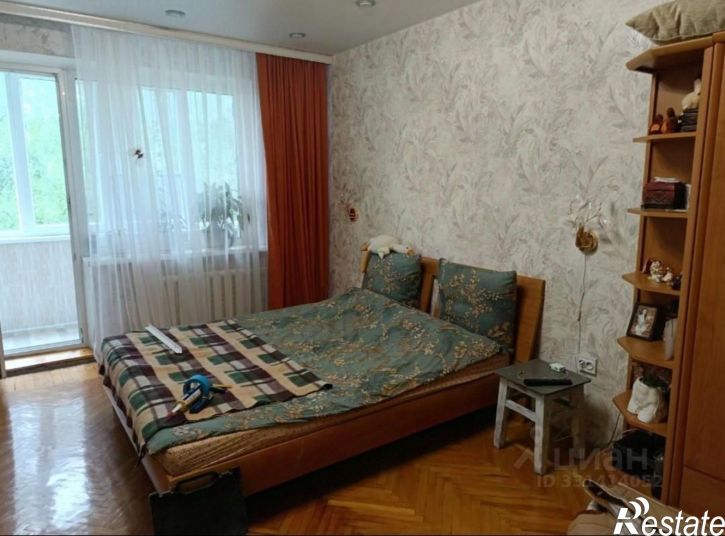 Комната пр-кт Строителей, 8,  д. 8
