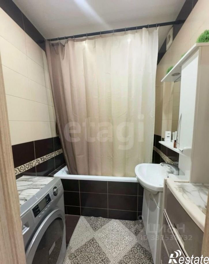 2-комн квартира мкр Королевка, 16,  д. 16