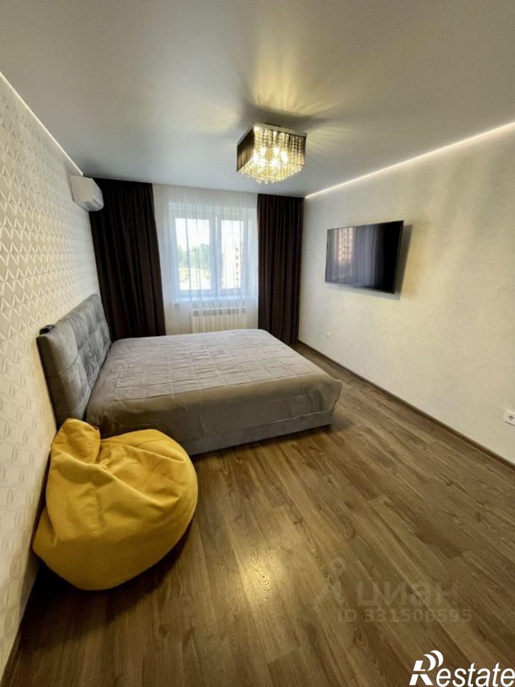 1-комн квартира Киевское шоссе, 57,  д. 57
