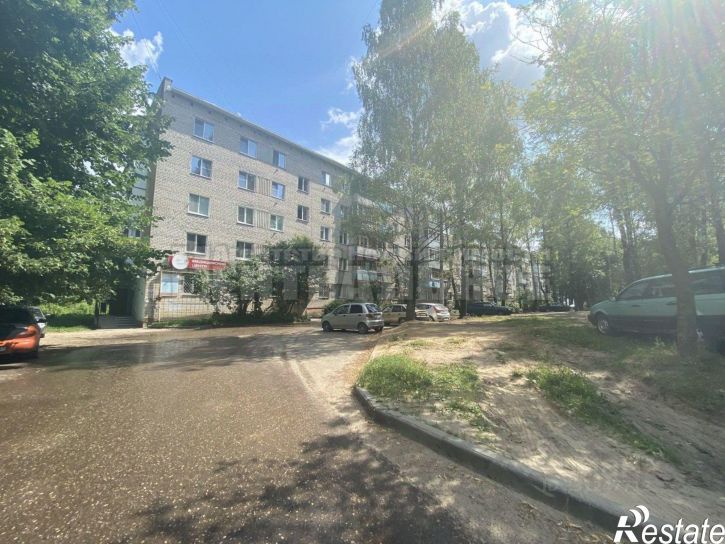 4-комн квартира ул Маршала Еременко, 40,  д. 40