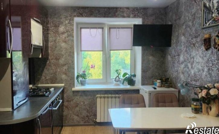 2-комн квартира ул Попова, 52А,  д. 52А