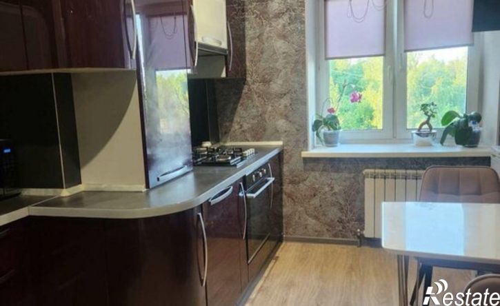 2-комн квартира ул Попова, 52А,  д. 52А