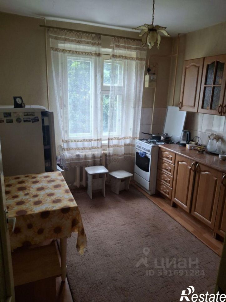 3-комн квартира ул Рыленкова, 50,  д. 50