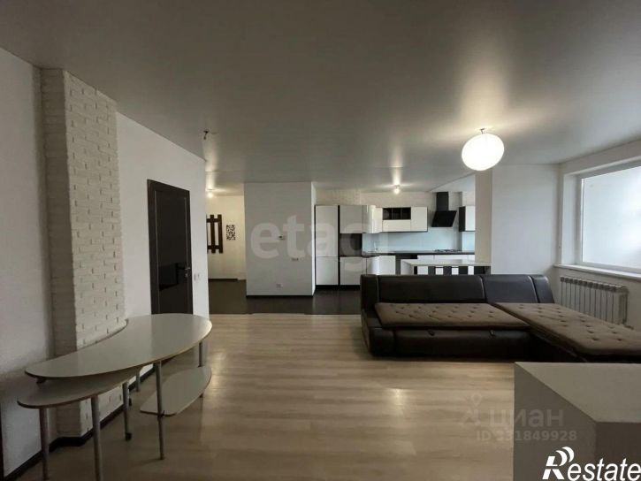 3-комн квартира ул 8 Марта, 20А,  д. 20А