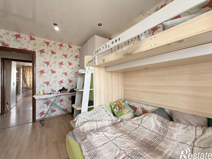 2-комн квартира поселок Королевка, 17,  д. 17