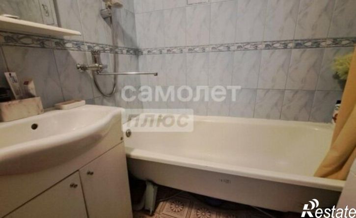 3-комн квартира ул Рыленкова, 85,  д. 85