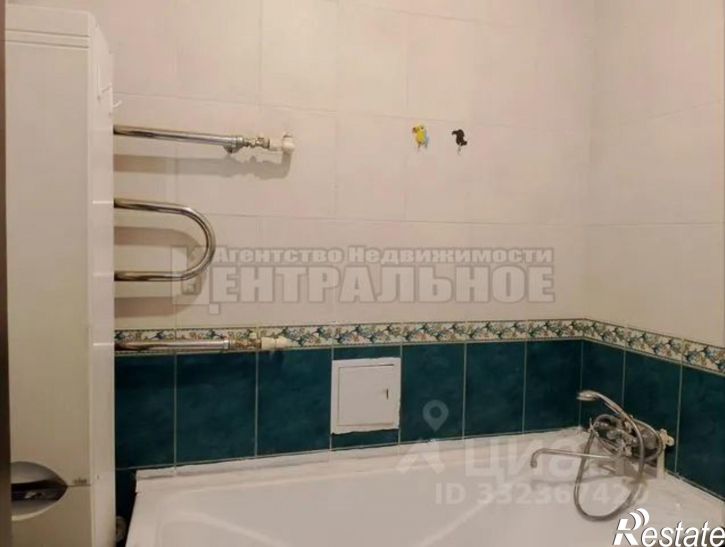 2-комн квартира ул 12 лет Октября, 15,  д. 15