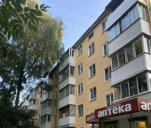 2-комн, 44кв м, этаж 1/5 ул Академика Петрова, 7