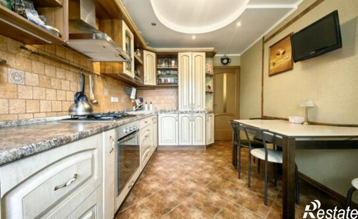 3-комн квартира ул Попова, 52А,  д. 52А
