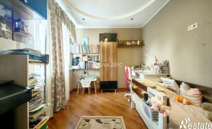 3-комн квартира ул Попова, 52А,  д. 52А