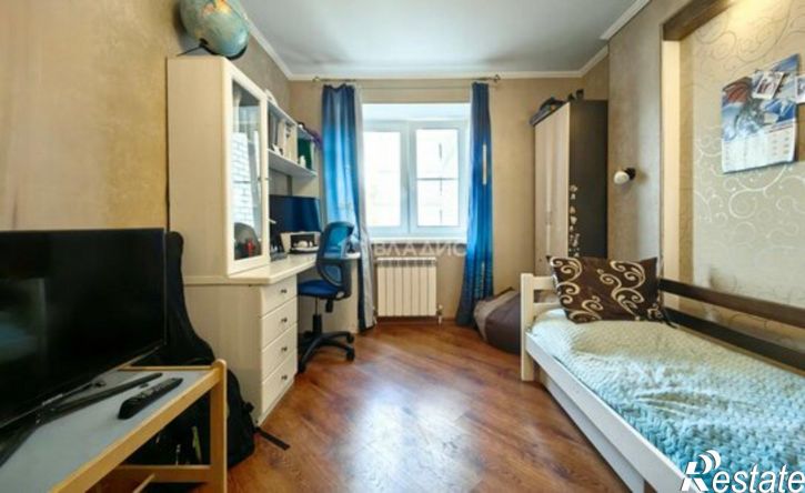 3-комн квартира ул Попова, 52А,  д. 52А