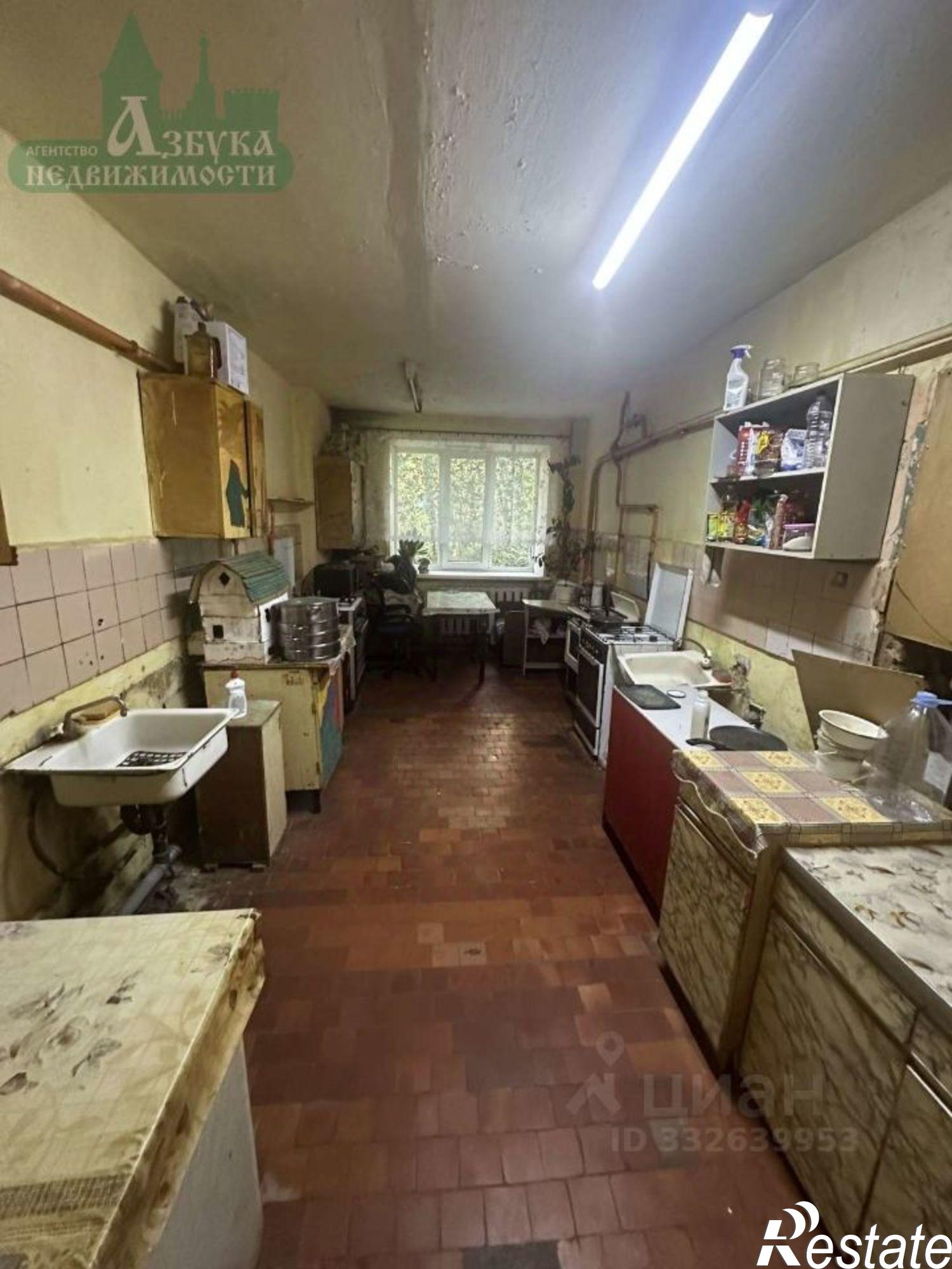 Купить комнату за 690 000 рублей на ул Попова, 38А 1